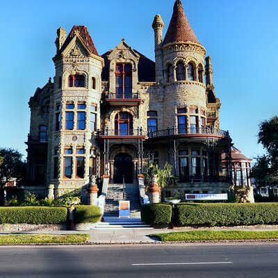 Best of Galveston Sightseeing Tour from Houston Small Group
